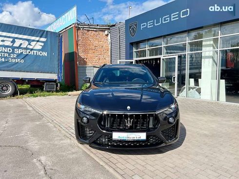 Maserati Levante 2022 - фото 18