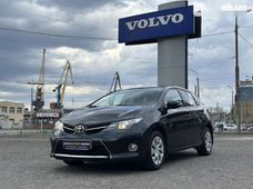 Продаж вживаних Toyota 2015 року в Дніпрі - купити на Автобазарі