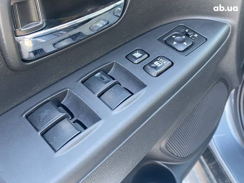 Mitsubishi Outlander 2016 - фото 10