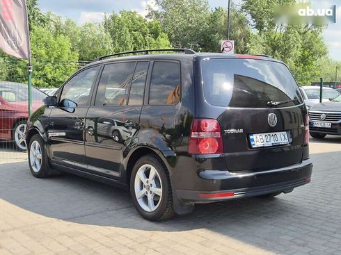 Volkswagen Touran 2008 - фото 17