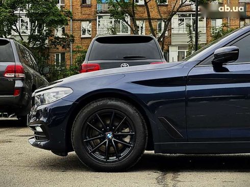 BMW 5 серия 2016 - фото 11