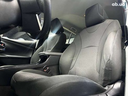 Toyota Prius 2018 - фото 9