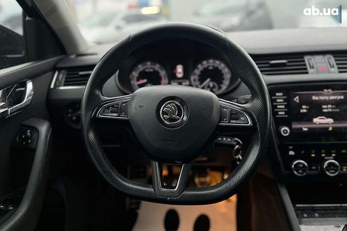 Skoda Octavia 2017 - фото 14