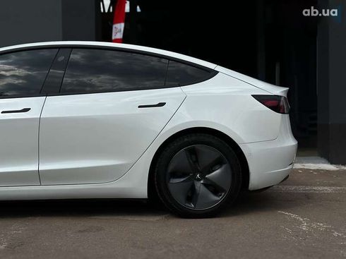 Tesla Model 3 2019 - фото 7
