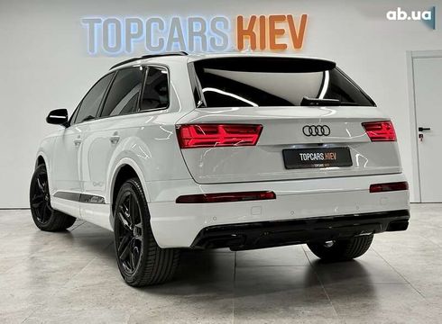Audi Q7 2018 - фото 9