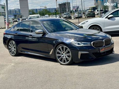 BMW 5 серия 2017 - фото 3