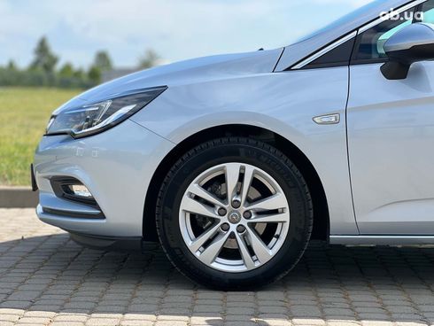 Opel Astra 2017 серый - фото 10