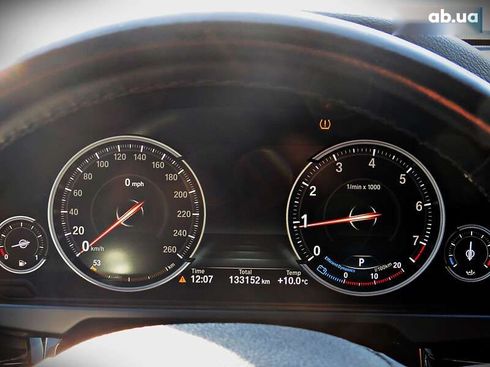 BMW X5 2017 - фото 17