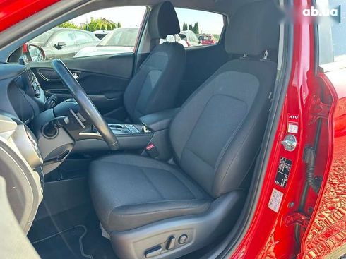 Hyundai Kona Electric 2021 - фото 24