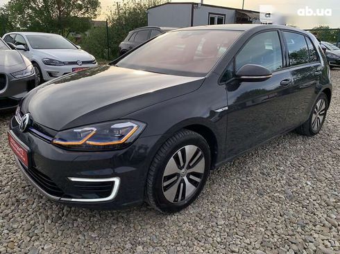 Volkswagen e-Golf 2020 - фото 9