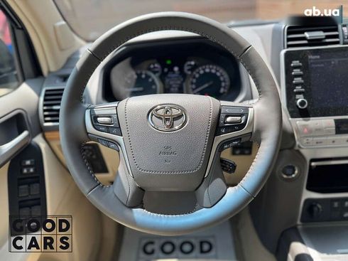 Toyota Land Cruiser Prado 2021 - фото 27