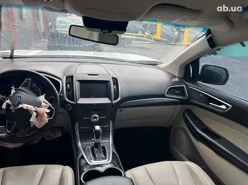 Ford Edge 2017 - фото 12