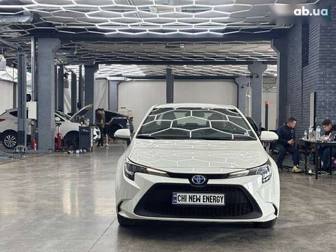 Toyota Corolla 2019 - фото 2
