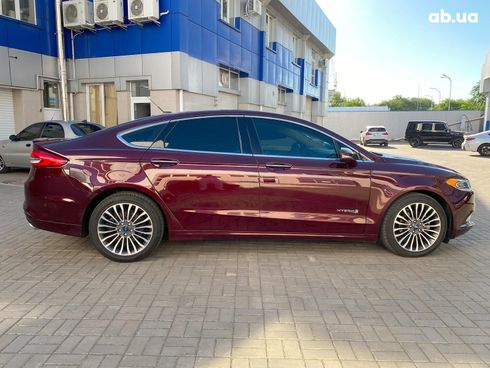 Ford Fusion 2018 красный - фото 11