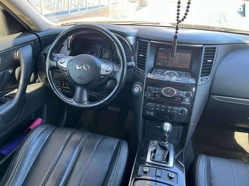 Infiniti QX70 2014 - фото 20