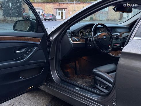 BMW 5 серия 2011 коричневый - фото 18