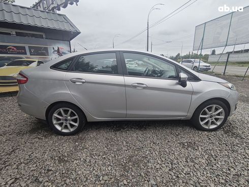 Ford Fiesta 2019 серебристый - фото 4
