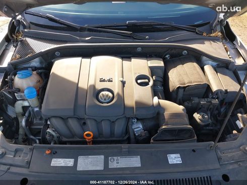 Volkswagen Passat 2013 серебристый - фото 11