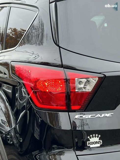 Ford Escape 2019 - фото 16