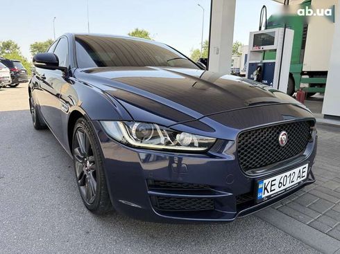Jaguar XE 2015 - фото 3