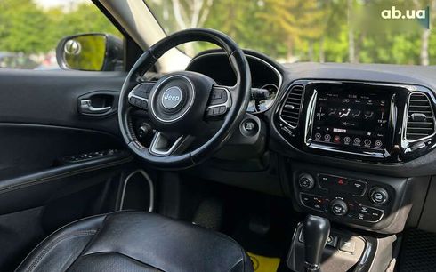 Jeep Compass 2020 - фото 13