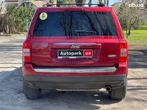 Jeep Patriot 2016 красный - фото 8