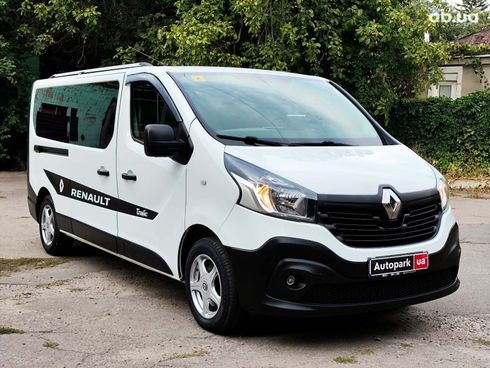 Renault Trafic 2018 белый - фото 12