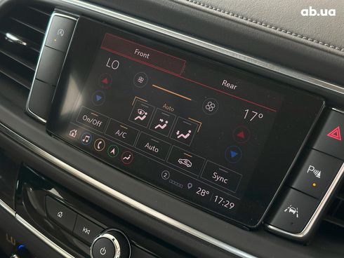 Buick Enclave 2023 серый - фото 65