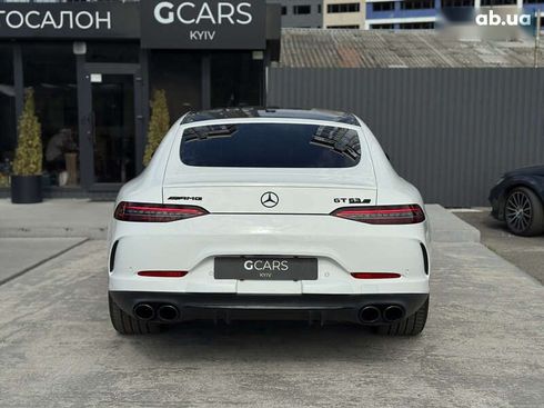 Mercedes-Benz AMG GT 4 2019 - фото 7