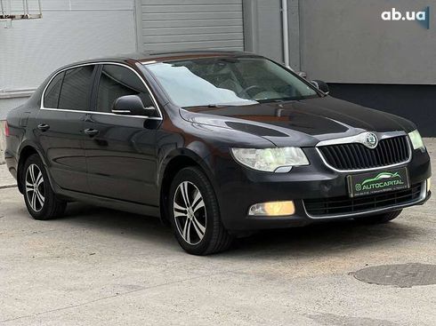 Skoda Superb 2012 - фото 4