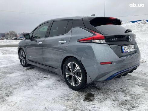 Nissan Leaf 2018 серый - фото 8