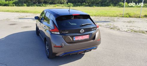 Nissan Leaf 2018 коричневый - фото 5