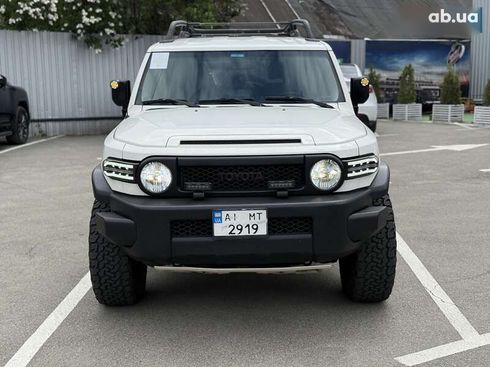 Toyota FJ Cruiser 2008 - фото 7
