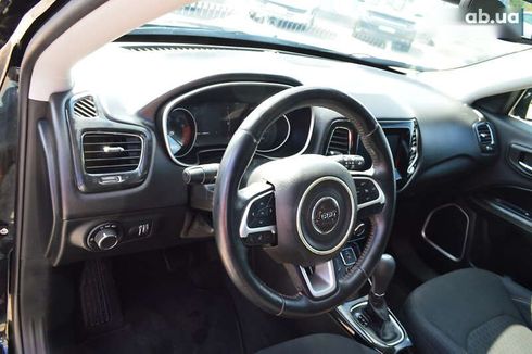 Jeep Compass 2017 - фото 6