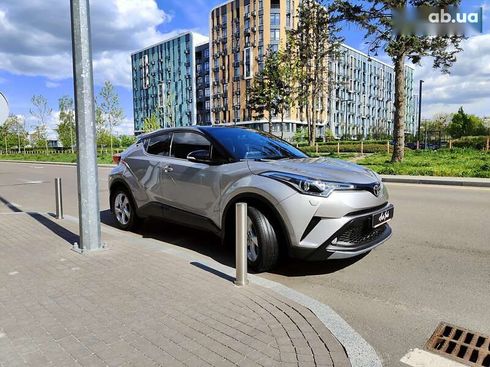 Toyota C-HR 2016 - фото 26