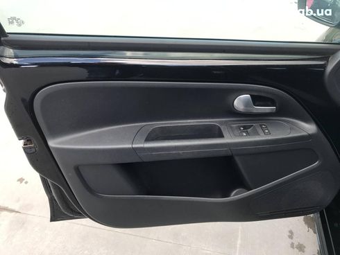 Volkswagen e-Up 2021 черный - фото 17