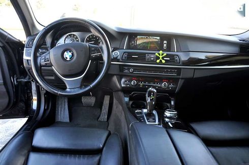 BMW 5 серия 2015 - фото 26