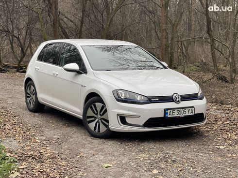 Volkswagen e-Golf 2014 белый - фото 19