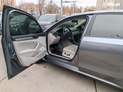 Volkswagen Passat 2014 серый - фото 19