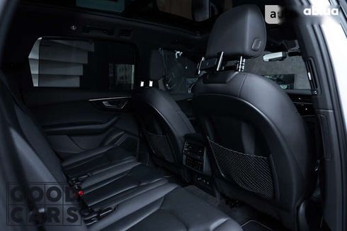 Audi Q7 2020 - фото 28