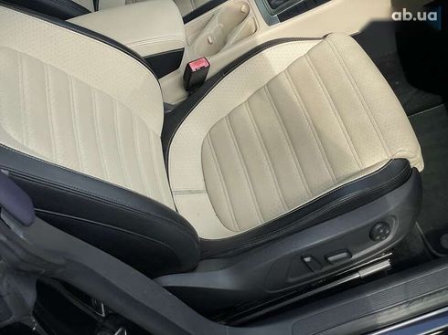 Volkswagen Passat CC 2011 - фото 17