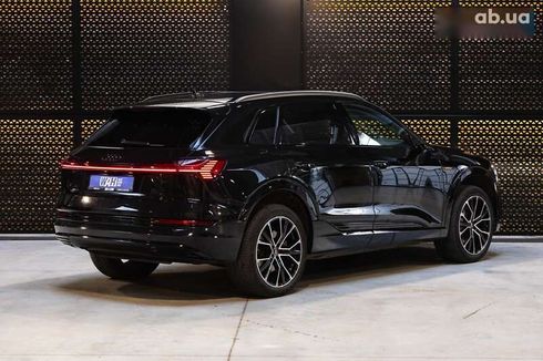 Audi E-Tron 2019 - фото 8