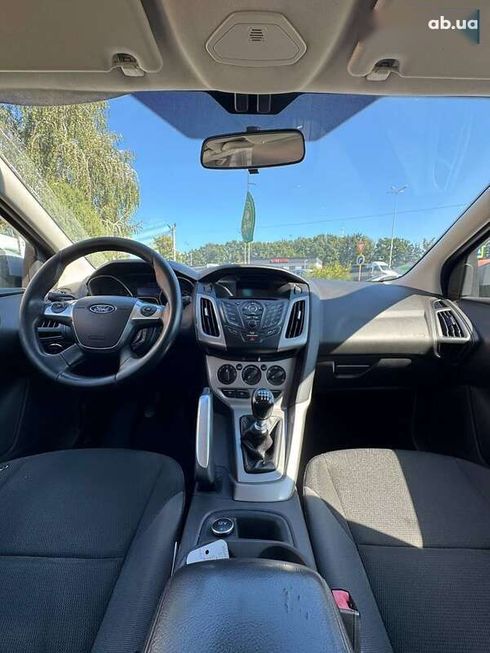 Ford Focus 2012 - фото 10