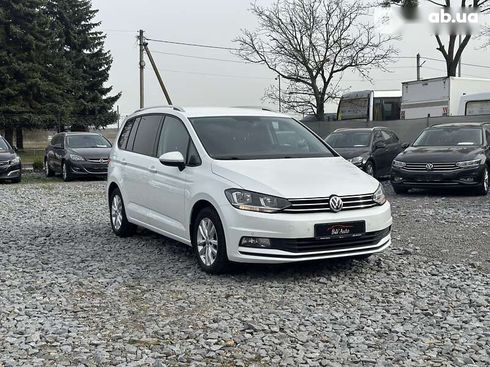 Volkswagen Touran 2016 - фото 14