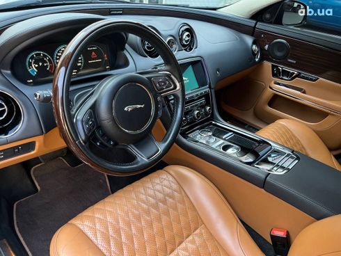 Jaguar XJ 2016 - фото 14