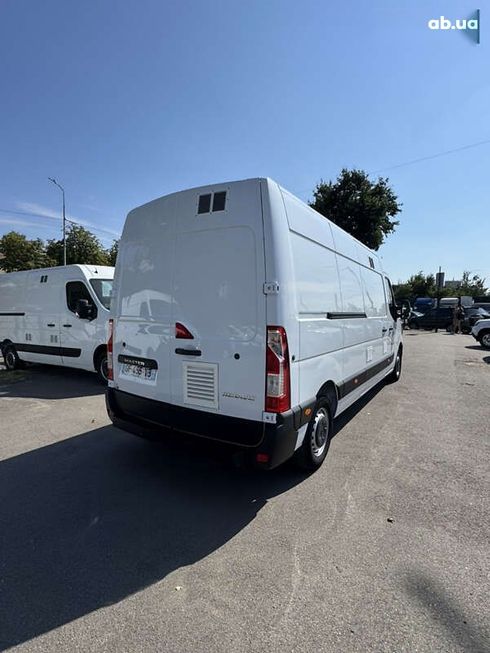 Renault Master 2021 - фото 9