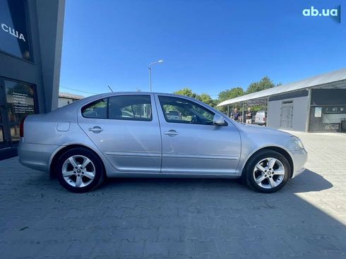 Skoda Octavia 2012 - фото 7