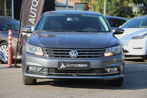Volkswagen Passat 2018 - фото 2