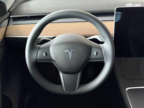 Tesla Model Y 2023 серый - фото 18