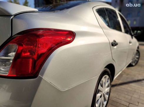 Nissan Versa 2016 - фото 18